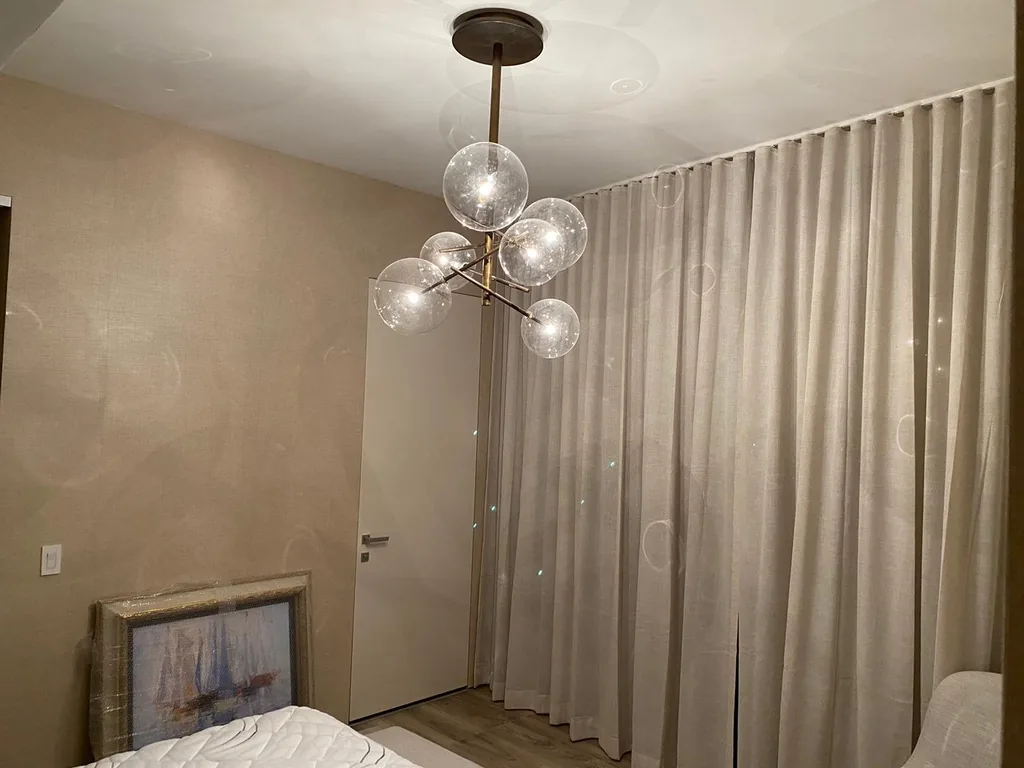 Cortinas y persianas de lujo instaladas en Armani Residences Miami, Miami – Shades and Blinds Design
