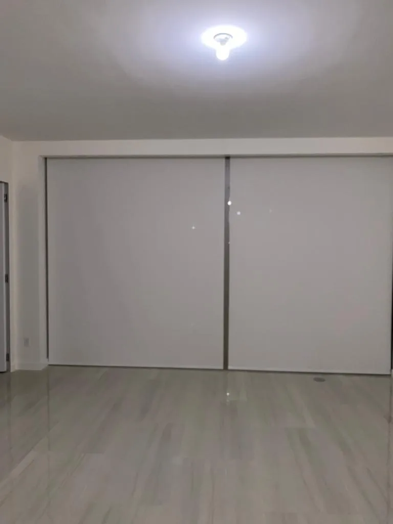 Cortinas y persianas a medida instaladas en Brickell Flatiron, Miami – Shades and Blinds Design