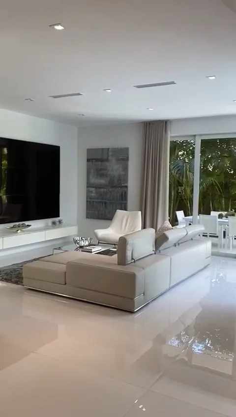 The Mansions at Doral